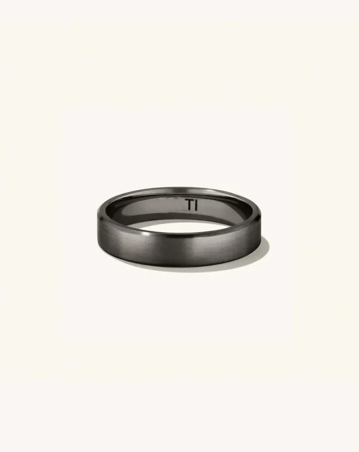 Bold Round Signet Ring